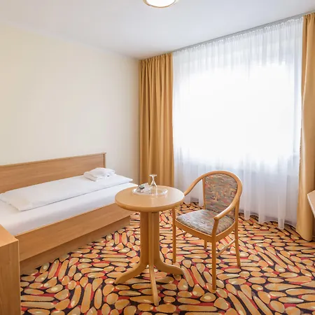 An Der Stadthalle Rostock-hbf (adults Only) 3* Rostock