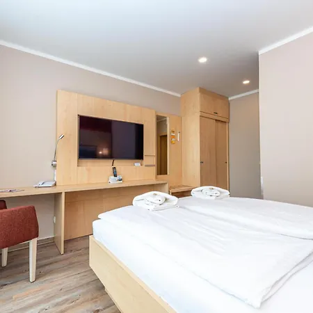 An Der Stadthalle - Hbf Hotel