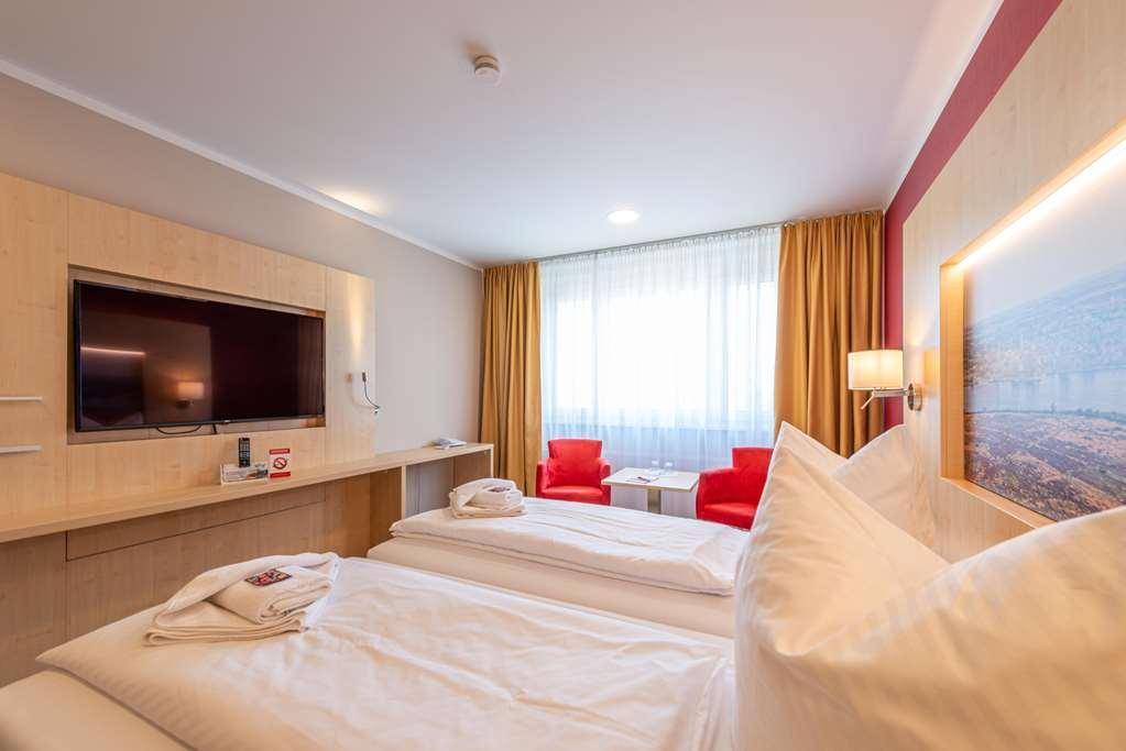 An Der Stadthalle 3*