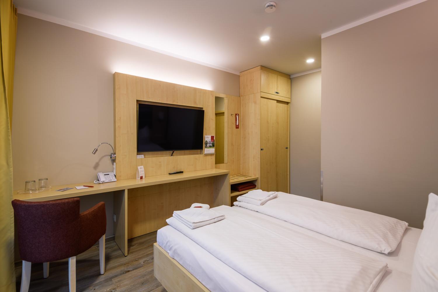 Hotel An Der Stadthalle - Hbf 3*